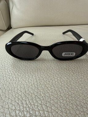 NWT JASON WU OVAL SUNGLASSES GREY BLACK LENS RETRO 90S Y2K STYLE